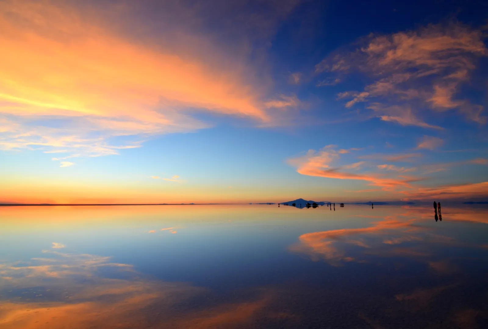 ウユニ塩湖の画像