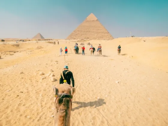 ピラミッドの画像